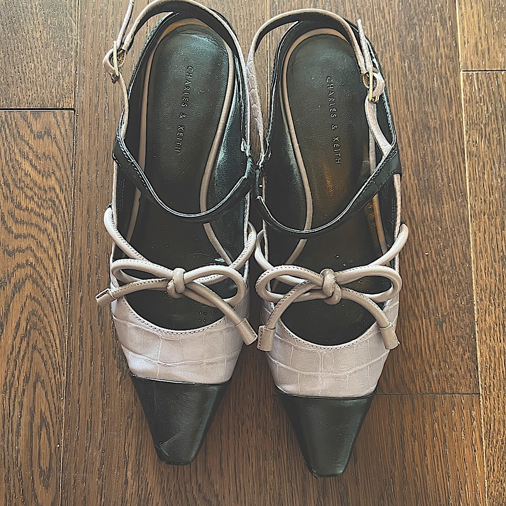Charles Keith lilac black sling flats size women US6